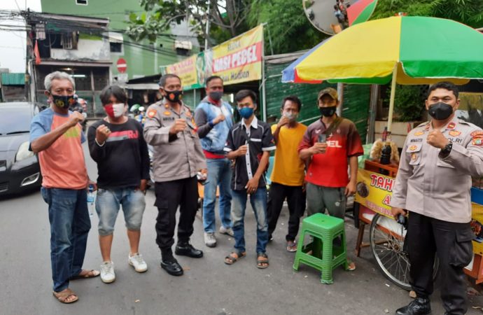 Kapolsek Palmerah Sambang warga serukan pesan kamtibmas dimasa pandemi covid-19