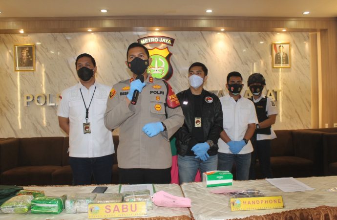 Wow, Reserse Narkoba Polres Metro Jakarta Barat menyita sebanyak 6 kg narkoba jenis sabu.