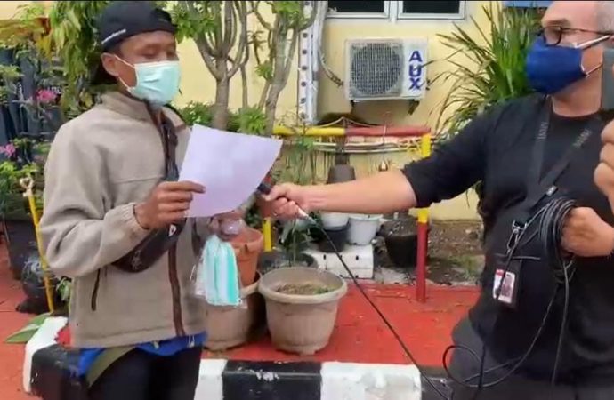 650 Warga Tanjung Duren Sudah Diswab Antigen, Seorang Warga Menangis Terharu